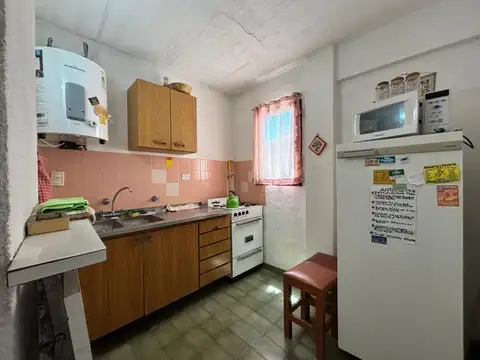 CHIOZZA 3300, Piso 4