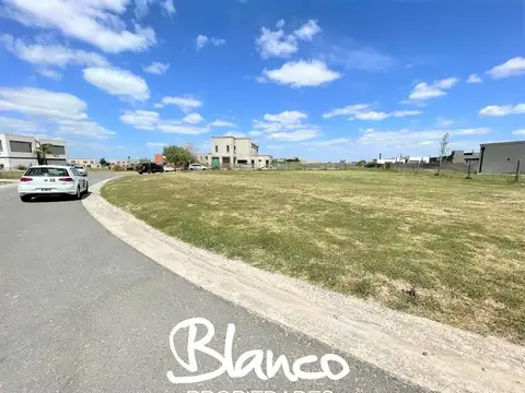 Terreno en Venta en San Sebastian, USD 50.000