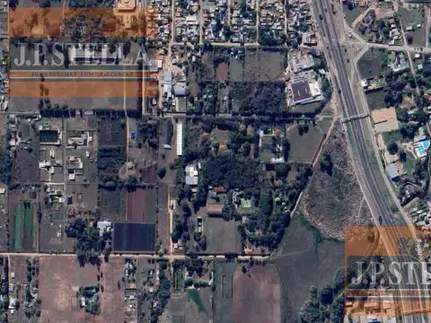 Quinta 1.200 m² Edif. - Salón - Edificio con Aulas y Vivienda - Virrey Del Pino