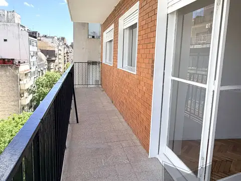 Departamento en Alquiler en Balvanera, $ 1.400.000
