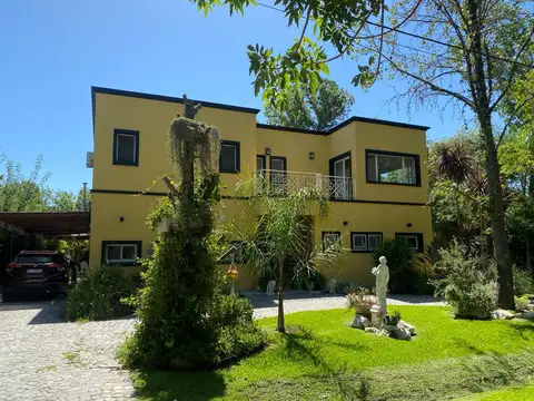 Casa en Venta de 4 dormitorios