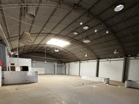 GALPÓN | 405 M2 | ENTRADA VEHICULAR | DEPÓSITO | OPCIÓN OFICINA | CAPITAL