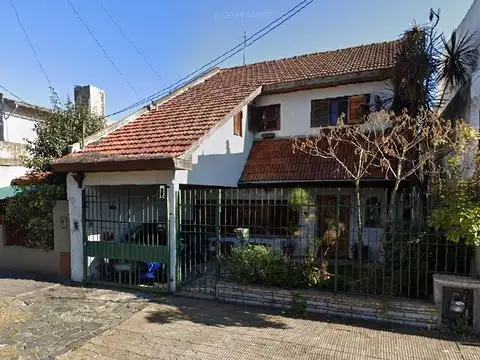 Chalet 5 amb 2 plantas c/ Cocheras p/2 autos Venta Chilavet