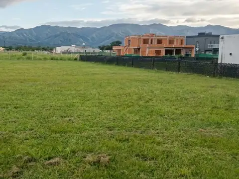 LOTE EN VENTA EN ZONA SUR  EL AYBAL BARRIO PRIVADO
