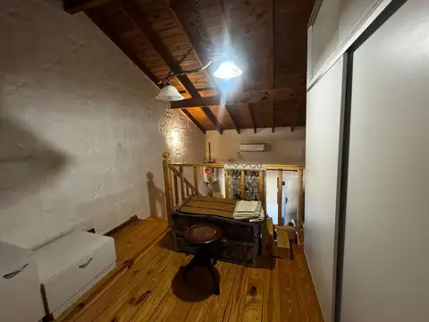 Venta  Departamento tipo duplex 2 amb.-Villa Tesei.