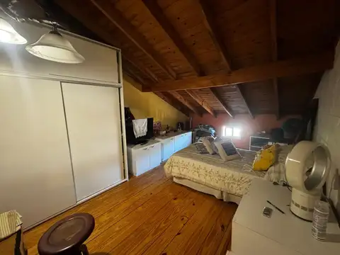 Venta  Departamento tipo duplex 2 amb.-Villa Tesei.