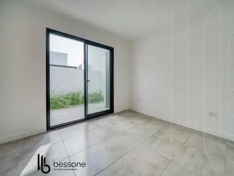 Depto Tipo Casa en Venta en San Jose, USD 91.000