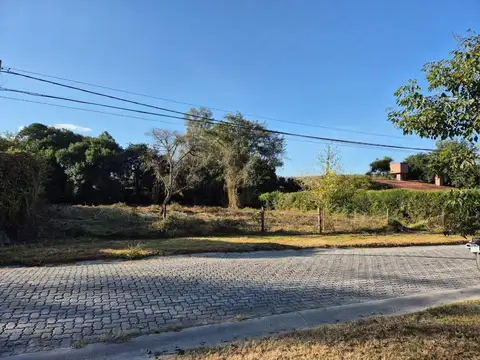 San Lorenzo Peru 220