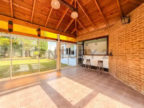 Casa en Venta en Manuel B Gonnet, USD 165.000