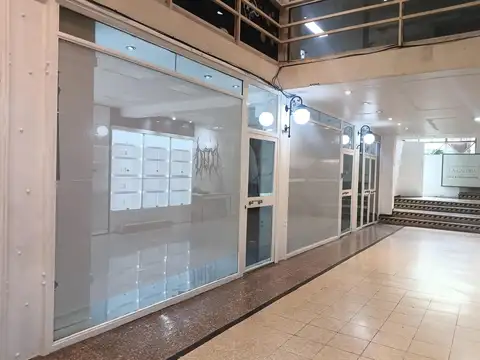 ALQUILER LOCAL MICROCENTRO