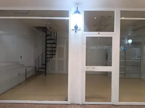 Local en Alquiler en Centro, $ 650.000
