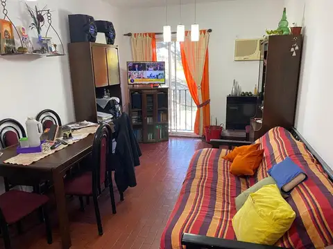 WILDE DEPARTAMENTO 3 AMB Y ESPACIO GUARDACOCHE