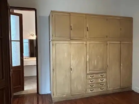 Depto Tipo Casa en Venta de 6 ambientes