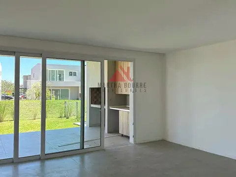 Departamento 4 ambientes con 3 baños