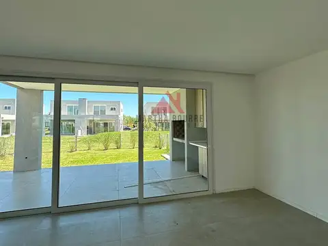 Departamento en Venta con 2 cocheras