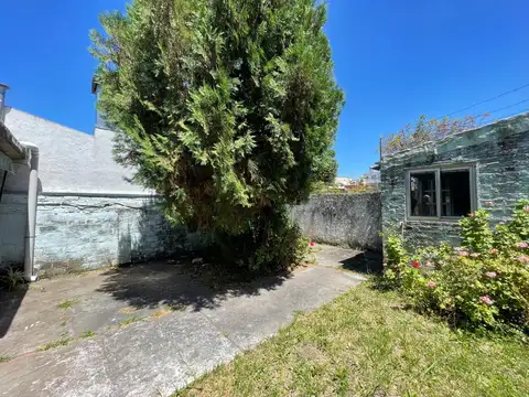 Casa en Dos Plantas a la venta en Quilmes Oeste