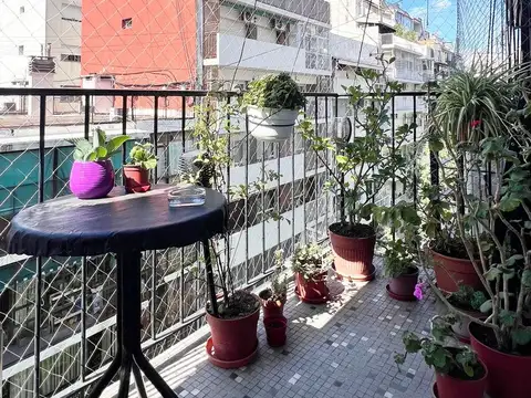 VENTA MONO CON BALCON FRENTE EN PALERMO APTO.CRED