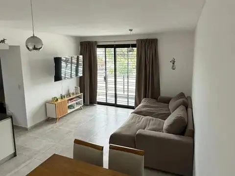 Departamento en venta - 1 Dormitorio 1 Baño - Villa Tesei