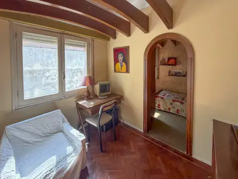 Casa 5 ambientes con 1 baño