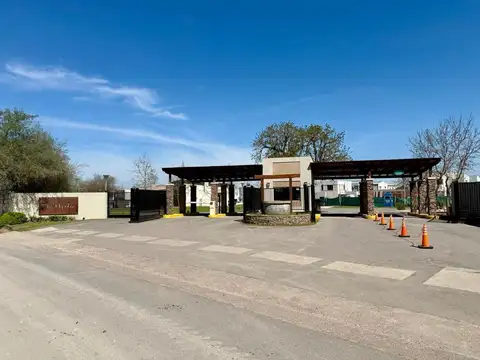Terreno en venta en El Aljibe Barrio Cerrado - Fátima