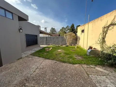 Casa en Venta con 5 cocheras