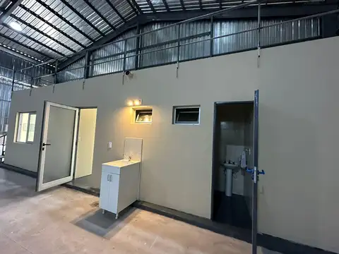 Galpon en Alquiler en Coquimbito, USD 5.000