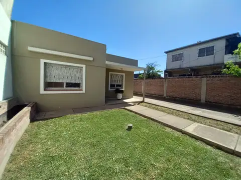 Casa en Venta en Ingeniero Adolfo Sourdeaux, USD 89.000