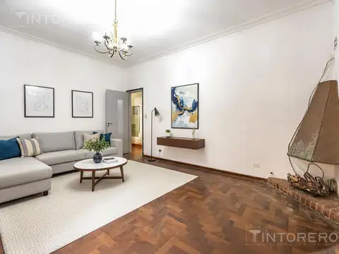Casa 4 ambientes con 2 baños