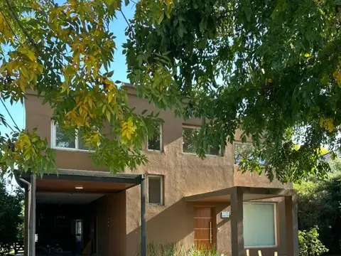 CASA EN VENTA EN VILLAGE DEL PARQUE- GUTIÉRREZ BERAZATEGUI