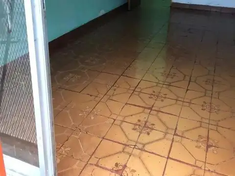 Local/Monoambiente 15mts Parque Quirno