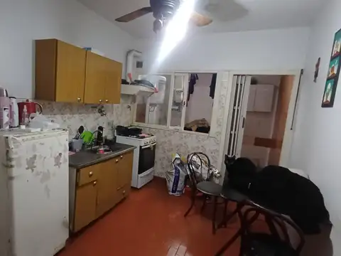 PH SIMPÁTICO, EN PLANTA BAJA, SIN EXPENSAS!!!