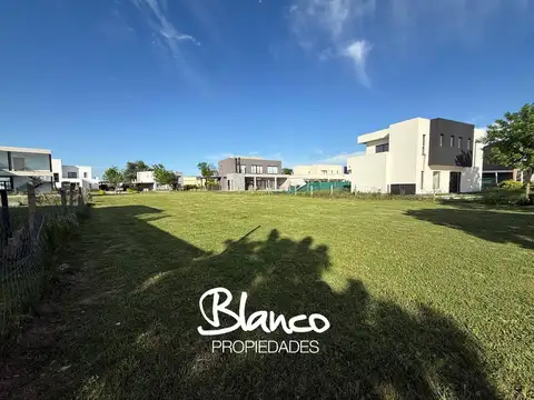 Terreno en Venta en Haras Santa María, USD 49.000