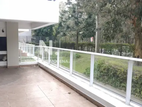 Apartamento en Venta de 2 dormitorios en Zona Carrasco,