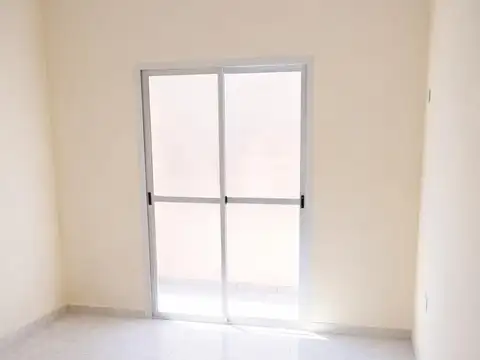 Departamento en Alquiler en Virrey del Pino, $ 230.000