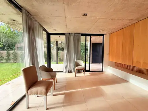 Casa en Venta en City Bell, USD 225.000