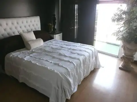 Lambare 100, Piso 15