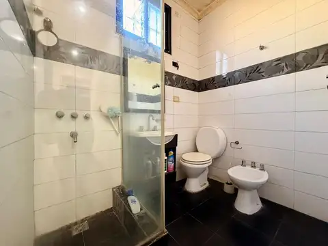 Depto Tipo Casa en Venta 50 años