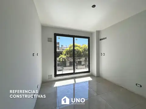 Zeballos y Alem - Amplio Dpto de 1 Dormitorio Externo. Posibilidad cochera.