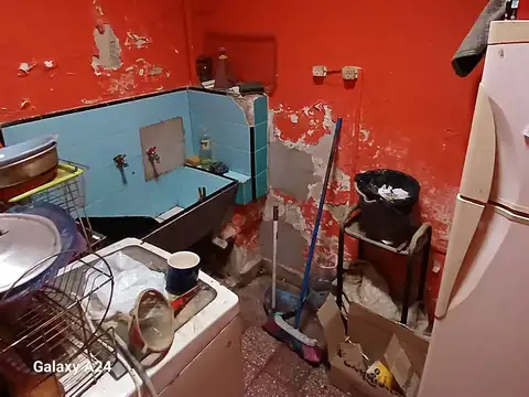 Casa 3 ambientes con 1 baño