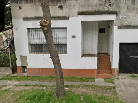 Enciso e/ Sarmiento y Albarellos