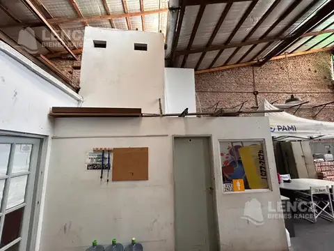 Galpon en Alquiler 8  mts Frente