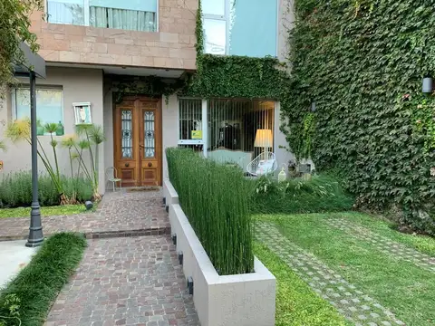 casa en venta 5 ambientes Villa Sarmiento