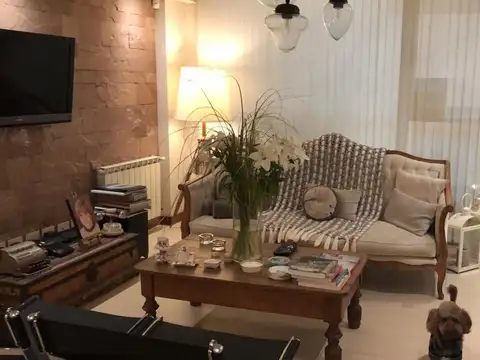 Casa 5 ambientes con 5 baños