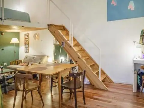 Depto Tipo Casa 2 ambientes con 2 baños