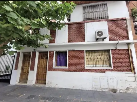 CASA TIPO PH EN VENTA 9 DE JULIO 256 AVELLANEDA