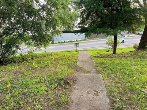 VENTA CASA DOS DORMITORIOS EMBALSE FRENTE AL LAGO