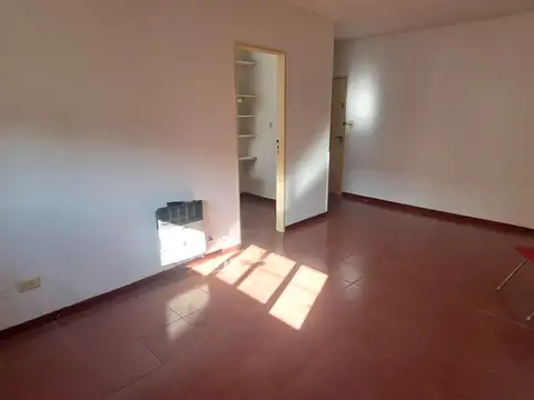DEPARTAMENTO 2 AMB AL FRENTE.REF.900