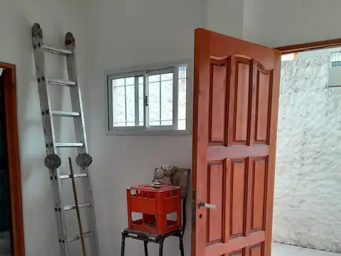 Depto Tipo Casa en Alquiler de 2 ambientes
