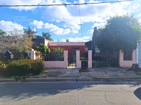 VENTA CASA 3 AMBIENTES ISIDRO CASANOVA