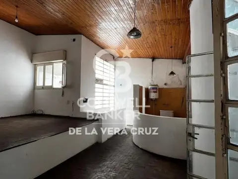 Departamento en PA con Dos Locales Comerciales PB